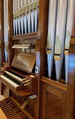 organ-pipes-seat